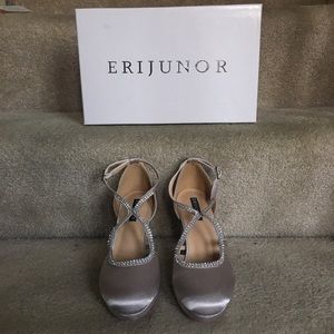 ERIJUNOR Low Heel, Closed Toe, Ankle Strap Shoes